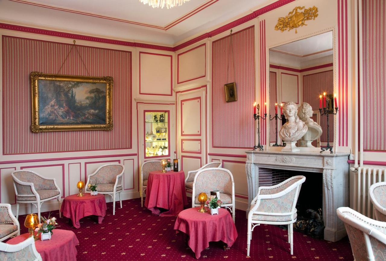 Chateau De Rigny Мантон-Сен-Бернар Экстерьер фото